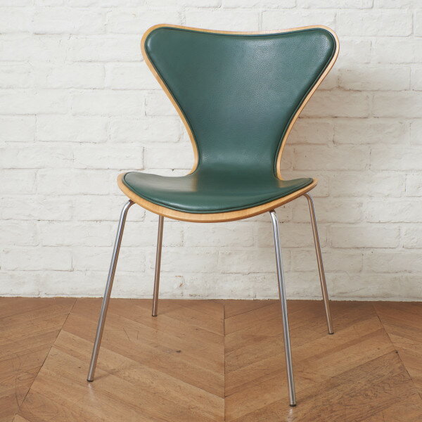 Series 7 (3107) - Arne Jacobsen, 1955